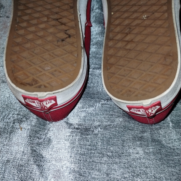 VANS Red Lace-up Men's size 10 USA - Picture 10 of 11